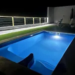 Viva Forest Apartment, Stevier דירה *