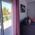 Viva Forest Apartment, Stevier *