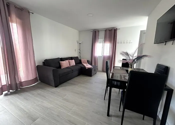 Viva Forest Apartment, Stevier