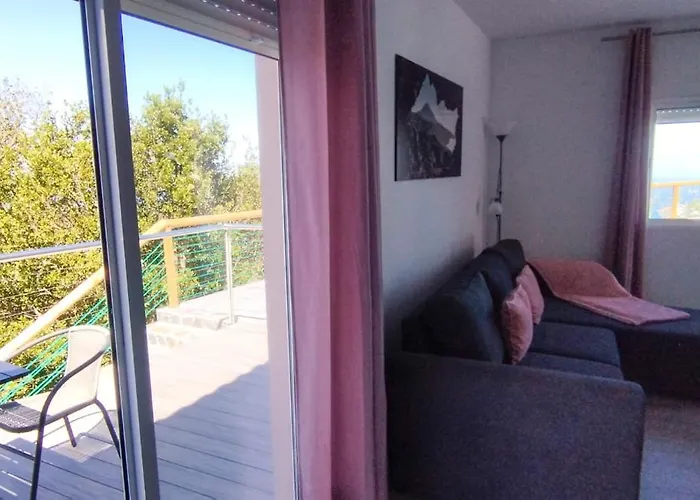 Viva Forest Apartment, Stevier *